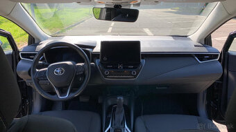 TOYOTA COROLLA 1.5 AT 10/2022 (záruka 5 rokov) - 18