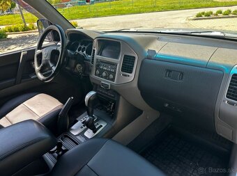 Mitsubishi Pajero 3.2 DI-D - 18
