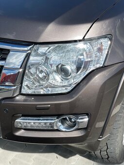 Mitsubishi Pajero 3.2 - 18