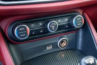 Alfa Romeo Stelvio 2.9 V6 Twin Turbo QV AWD A/T, 375 kW, A8, - 18