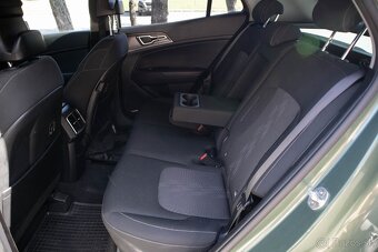 Kia Sportage 1.6 CRDi Gold Automat, odpočet DPH - 18