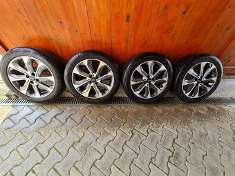 KIA Stonic Hatchback 1.4 CVVT 73.3kw Platinum - 18