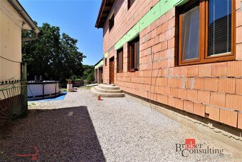 PRIESTRANNÝ RODINNÝ DOM S VEĽKÝM POZEMKOM – IDEÁLNY NA BÝVAN - 18