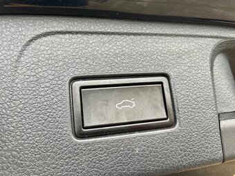 VOLKSWAGEN PASSAT B8 VARIANT R-LINE 2.0TDI 150K DSG - 18