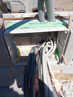 Pokládka zámkovej dlažby - 18