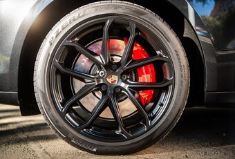 Porsche Macan GTS 2023 440PS - 18