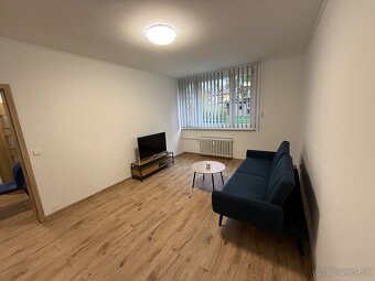 Novozrekonštruovaný zariadený veľký 1 izbový byt na prenájom - 18