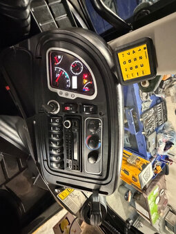 JCB 3CX traktorbáger - Možný odpočet DPH - 18