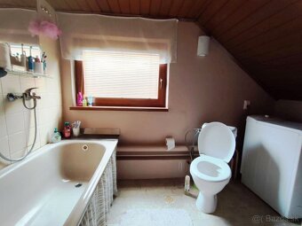 Predám rodinný dom v meste Levice, širšie centrum - 18