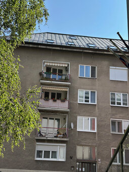 Predaj exkluzívneho 4-izbového mezonetu o výmere 197 m2 na D - 18