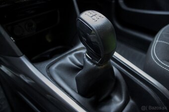 Peugeot 2008 Puretech 81kW MT/5 - 18
