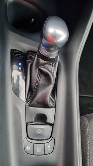 Toyota C-HR 1.8 Hybrid Comfort+ Pack - 18