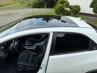 Predám Honda Civic 1.8 i-VTEC Executive 2013, 104 kW - 18
