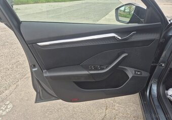 Škoda Octavia Combi EVO Combi 2.0 TDI DSG 110kW 150PS rok vý - 18