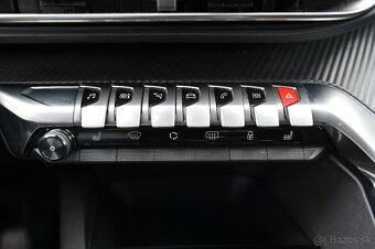 PEUGEOT 3008 1.2 PureTech - 18