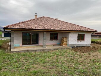 Lákavá ponuka-treba vidieť - 18