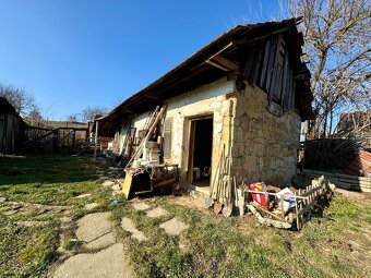 4i rodinný dom s bazénom a vedlajšou podpivničenou stavbou - 18
