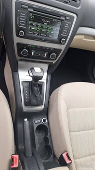 ŠKODA OCTAVIA 1.4 TSI.DSG.SEDAN - 18