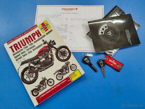 Triumph Bonneville Bobber - 18