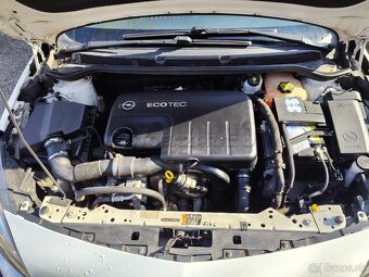 --REZERVOVANÉ-- Opel Astra 1.7CDTi Sports Tourer - 18