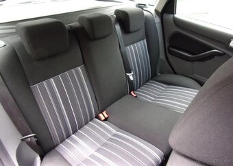 Ford Focus 1.6i 74kW 193 000KM TAŽNÉ ZAŘ. benzín manuál - 18