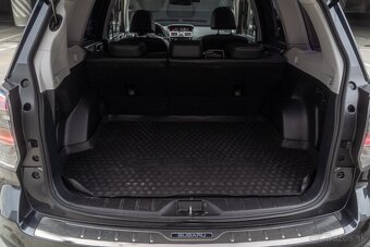 Subaru Forester 2.0i XT CVT Sport - 18