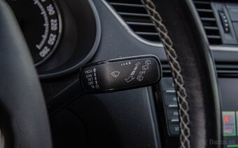 Škoda Octavia Combi 2.0 TDI RS - 18