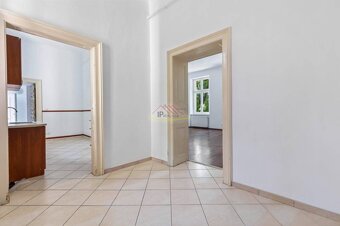 Výnimočný, priestranný 3 izbový byt pri Prezidentskom paláci - 18
