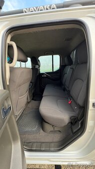 Nissan Navara 2.5 dCI MT6 4x4 Doublecab + Hardtop - 18