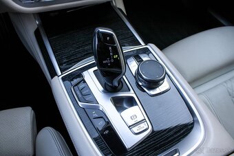 BMW 740d xDrive A/T 235KW / AJ NA SPLÁTKY / PROTIÚČET / - 18