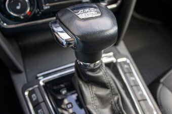 Škoda Superb Combi 3.6 FSI V6 4x4 L&K DSG - 18