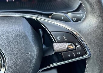 Škoda Octavia SCOUT 2.0 TDI DSG COMBI nafta automat 147 kw - 18