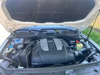Volkswagen Touareg 3.0tdi 193Kw  rok 2015 - 18