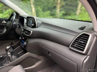 HYUNDAI TUCSON 1.6 T-GDI SMART 4x4 130kW/ SK AUTO/ 1.MAJITEĽ - 18