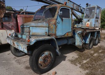 AD 080 PRAGA V3S 6x6 - 18