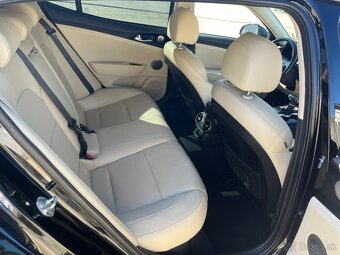 KIA Stinger Premium 2.0 T-GDI 180kw Automat - 18