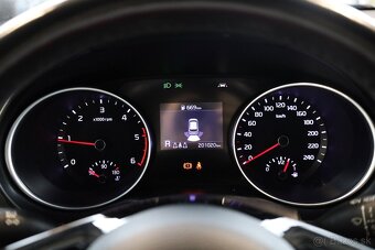 KIA CEED 1.6 Nafta 85 kW - 18