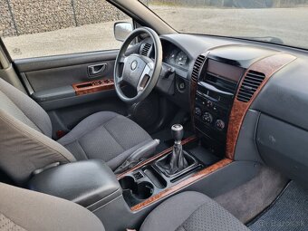 KIA SORENTO 2,5CRDi 4x4 - 18