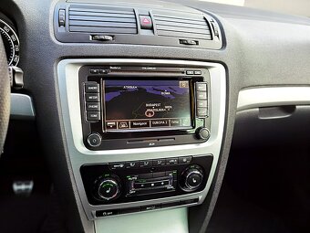Škoda Octavia Combi 2.0 TSI RS 2012 147kw-200PS - 18