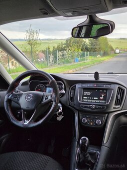 Opel Zafira Tourer 1.4 Turbo - 18
