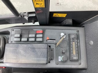 Komatsu WA80M-8E0 - Kolesový nakladač - 18