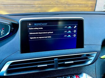 Peugeot 3008 1.2 PureTech Allure E6d-ISC iba 84000km - 18