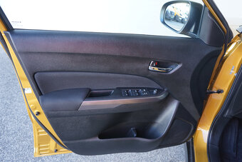 17- SUZUKI Vitara, 2019, benzín, 1.4 BoosterJet, 103 kW - 18