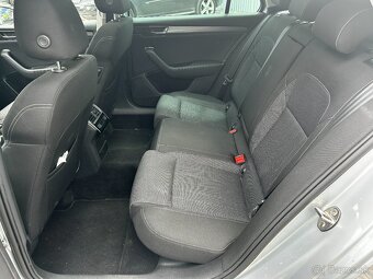 Škoda Superb Combi 2.0 TDI - 18