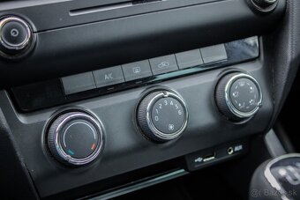 Škoda Octavia Combi 1.6 TDI 81kW /AJ NA SPLÁTKY / PROTIÚČET/ - 18