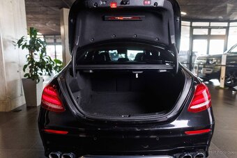 Mercedes-Benz E53 AMG 4MATIC+ - 18