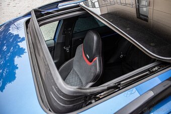 Škoda Octavia Combi 2.0 TDI DPF RS DSG - 18