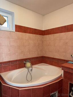 Rodinný dom s pozemkom s potenciálom výstavby Rumanová - 18