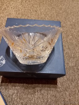 PREDÁM BRÚSENÉ SKLO - 18