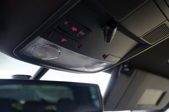 Volkswagem Golf V GTI - 18